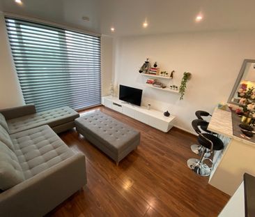 1 Bed Flat, Burgoyne House, TW8 - Photo 1
