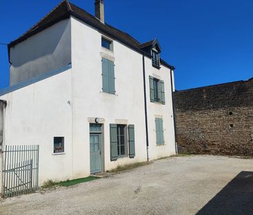 Location Appartement 2 pièces 50m² BEAUNE 21200 - Photo 3