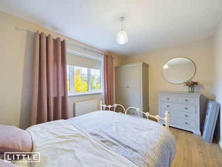 Stephenson Grove, Rainhill, L35 - Photo 4