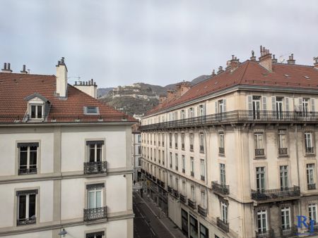 Location Appartement 1 pièce 21m² GRENOBLE 38000 - Photo 3
