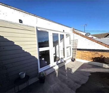 Ferry Road, Hullbridge, Hullbridge, SS5 - Photo 5