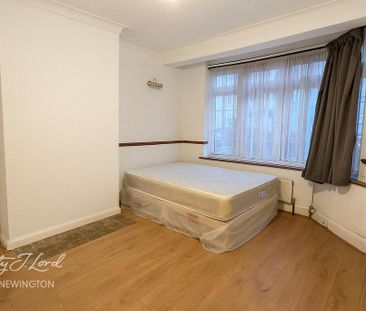 4 bedroom terraced house to rent - Photo 6