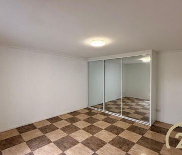Convenient and Low-Maintenance Lifestyle - Photo 5
