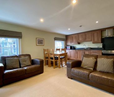 2 bedroom flat to rent - Photo 2
