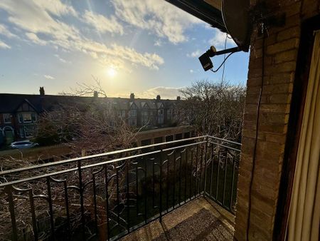 2 bedroom apartment to rent - Photo 5