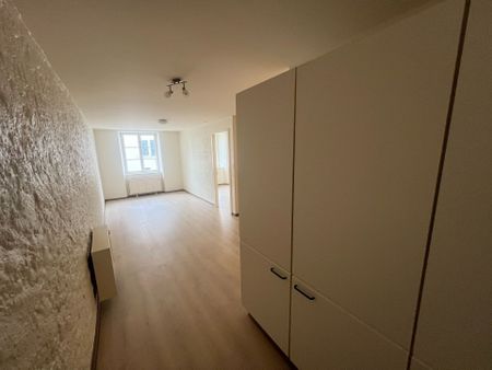 Joli appartement 2,5 pièces en vieille-ville au 1er ou 2ème étage - Foto 3