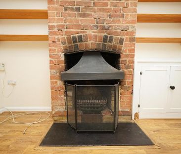 2 bedroom house to rent - Photo 1