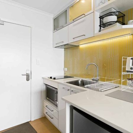 Self contained unit - Photo 3