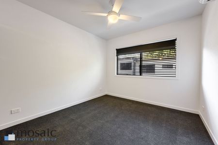 Greenhills By Mosaic - Exceptional Quality in an Exceptional Location! - Photo 3