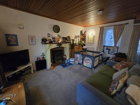 2 bedroom house to rent - Photo 2