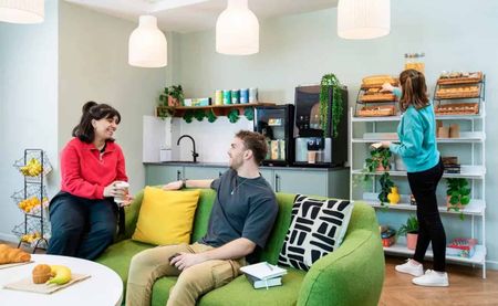 Double Partly Accessible Ensuite - Photo 4