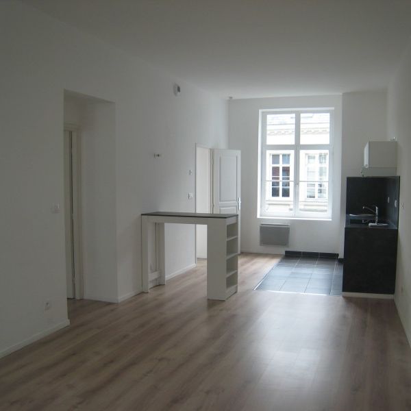 Location Appartement 3 pièces 48m² VALENCIENNES 59300 - Photo 1