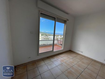 Location Appartement 1 pièce 18m² LE TAMPON 97430 - Photo 5
