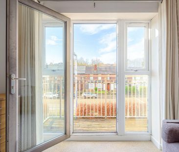 2 bedroom apartment to rent - Photo 2