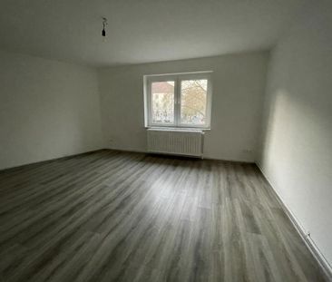 Frisch sanierte Etagenwohnung zu vermieten! - Photo 1