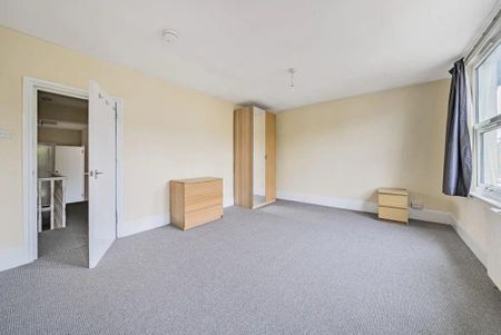 5 bedroom terraced house to rent - Photo 4