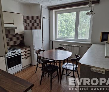 Pronájem bytu 3+1 78 m² - Fotografie 3