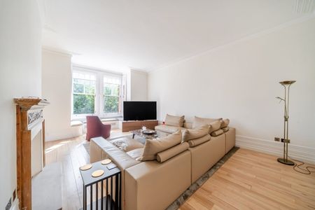 3 bedroom apartment to rent - Photo 2