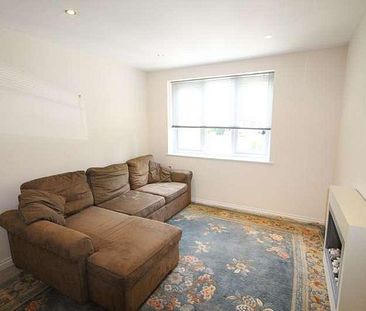 St Andrews Court, Upton Park, Slough, SL1 - Photo 3