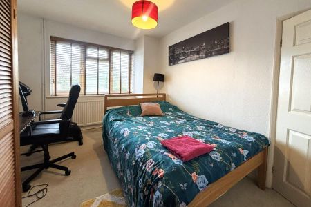 2 bedroom maisonette to rent - Photo 3