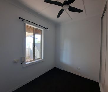 To register & apply for this property, please use this link: https:... - Photo 4