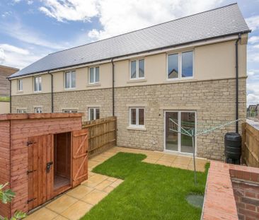 2 bedroom semi-detached house to rent - Photo 6