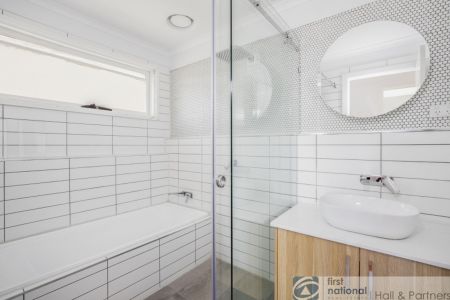 4 Calrossie Close, Endeavour Hills - Photo 4