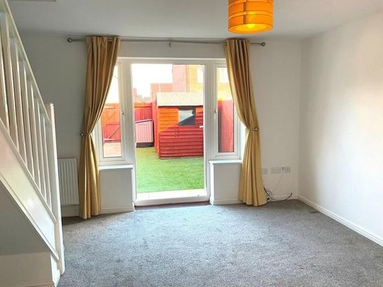 2 bedroom terraced house to rent - Photo 1