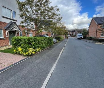 3 bedroom semi-detached house to rent - Photo 5