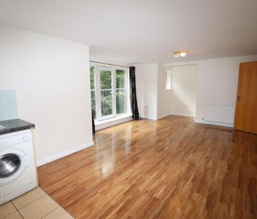 4 Glenmount Manor, Newtownabbey, BT36 7RH - Photo 2