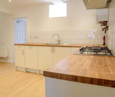 1 bedroom in a house share to rent - Photo 5