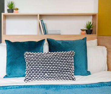 Studio Silver - Photo 6