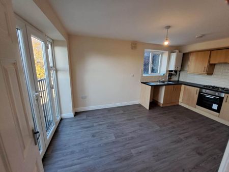 2 bedroom apartment to rent - Photo 5