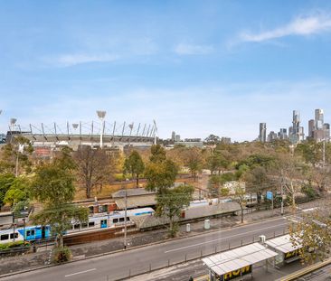 404/166 Wellington Parade, East Melbourne VIC 3002 - Photo 2