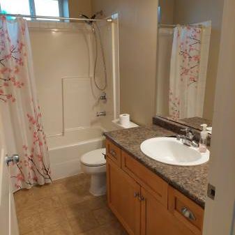 2 bedroom basement suite - East Abbotsford - Photo 4