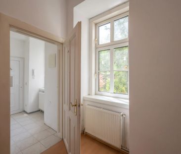 *** ab 1.12.25 gut aufgeteilte 2 Zimmer Altbau Wohnung in bester La... - Photo 1