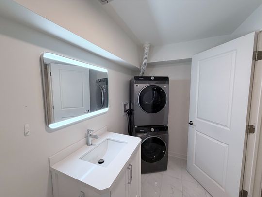 For Lease - 516 Seaview Heights Unit# Basement, East Gwillimbury, Ontario - Photo 1