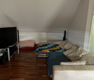 MAISON DE 5 PIÈCES À BONSTETTEN (ZH), MEUBLÉE, TEMPORAIRE - Photo 2