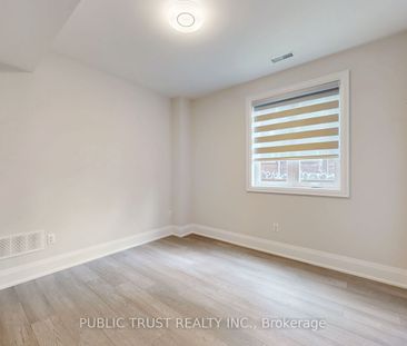 Detached Home For Lease | C8107580 - Photo 5