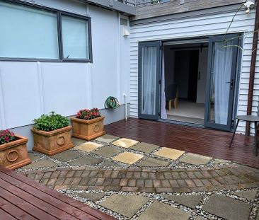 Chic 2BR Orakei Apt w/ Views! - Photo 1