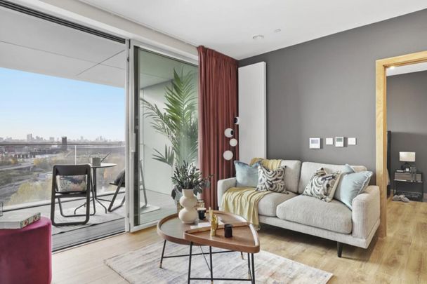 02F Skylark Point, East Village - Photo 1