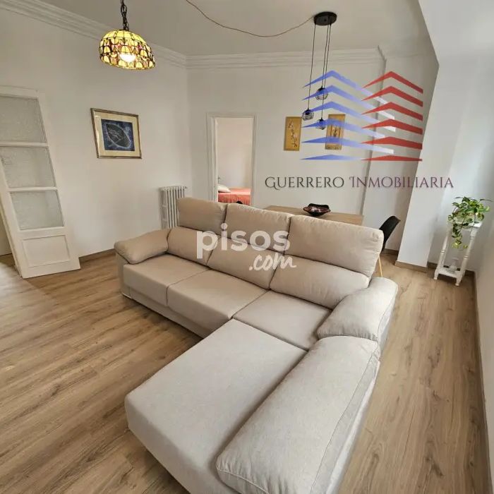 Piso en alquiler en Calle de Celso Emilio Ferreiro - Foto 1