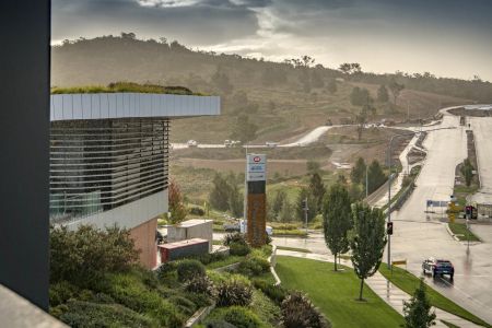 North Facing Executive 2 Bedroom Apartment - Photo 3