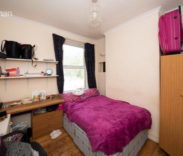 6 bedroom terraced house to rent - Photo 2