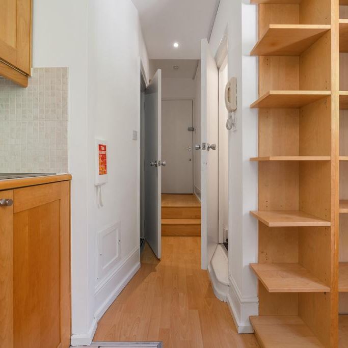 Studio to rent - Photo 1