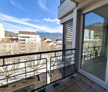 Location Appartement 2 pièces 53m² - Photo 1