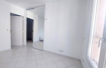 ST ANDRE LA ROCHE - 4 PIECES MEUBLE - GARAGE - Photo 5