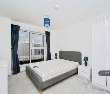 2 bedroom apartment - Photo 5