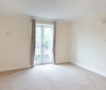 Mill Walk, Witney, Oxfordshire, OX28 - Photo 1