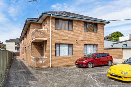 4/25 Sixth Avenue, Campsie NSW 2194 - Apartment For Rent | Domain - Photo 2